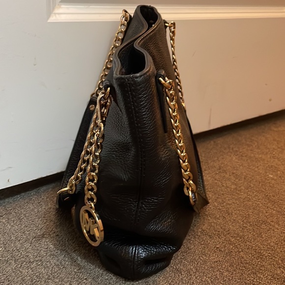 Michael Kors black pebbled leather shoulder bag with matching Wallet - Picture 4 of 17